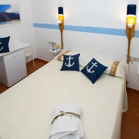 Mare Holidays Apartment *