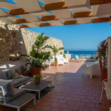 Mare Holidays Apartment